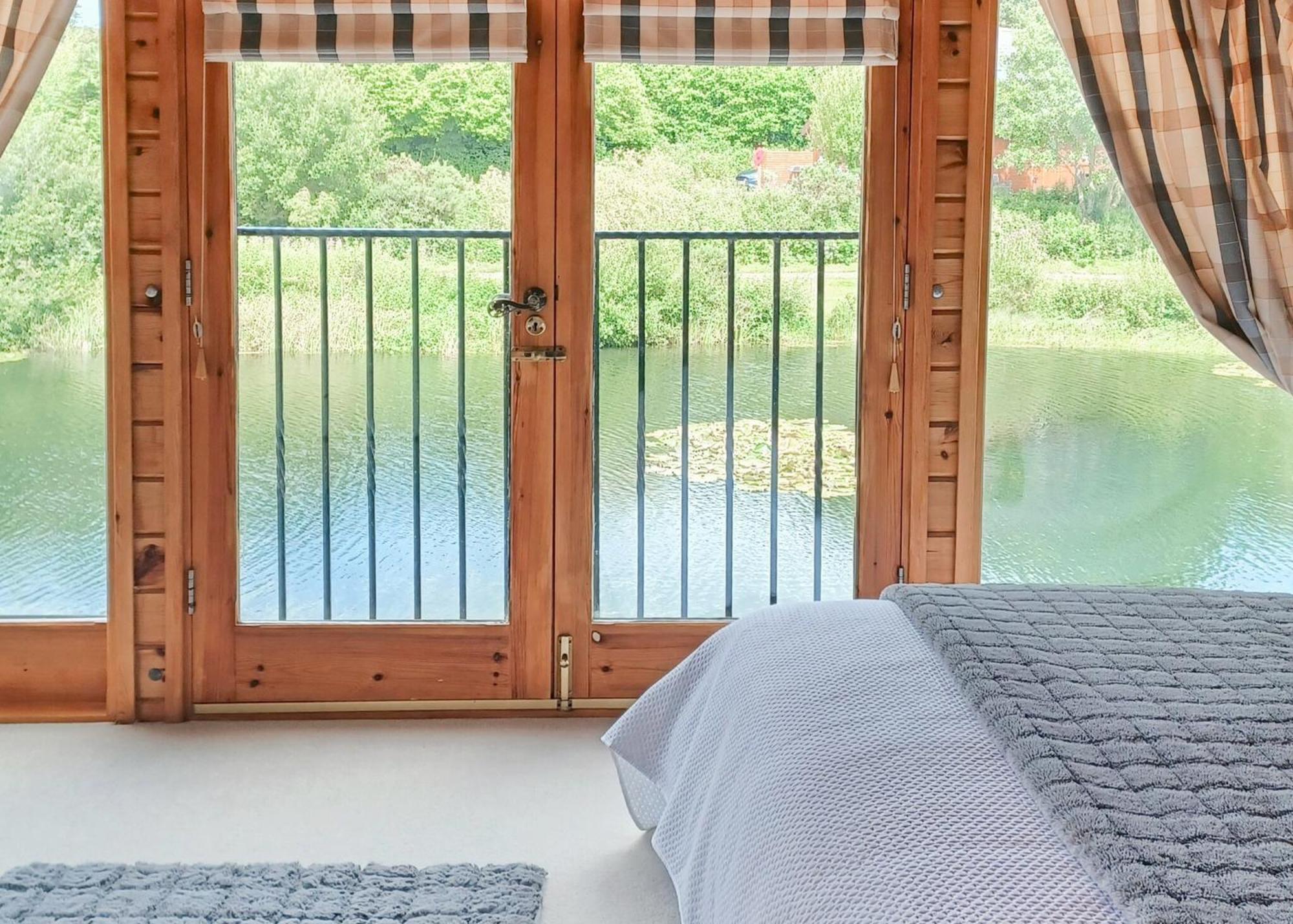 Anglesey Lakeside Lodges Menai Bridge Ruang foto