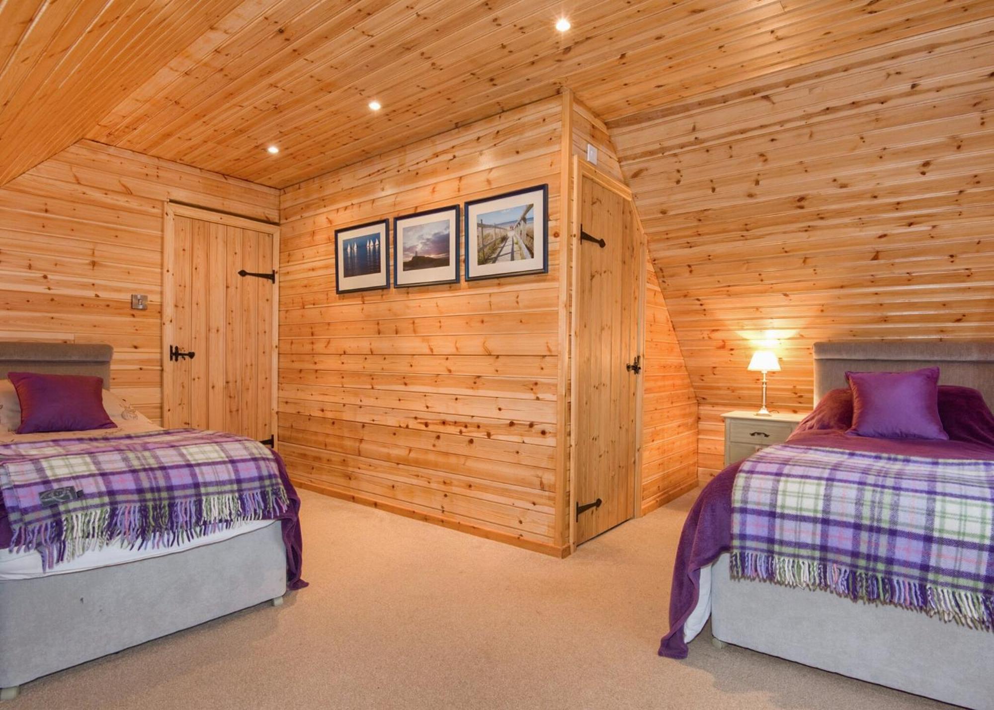Anglesey Lakeside Lodges Menai Bridge Ruang foto