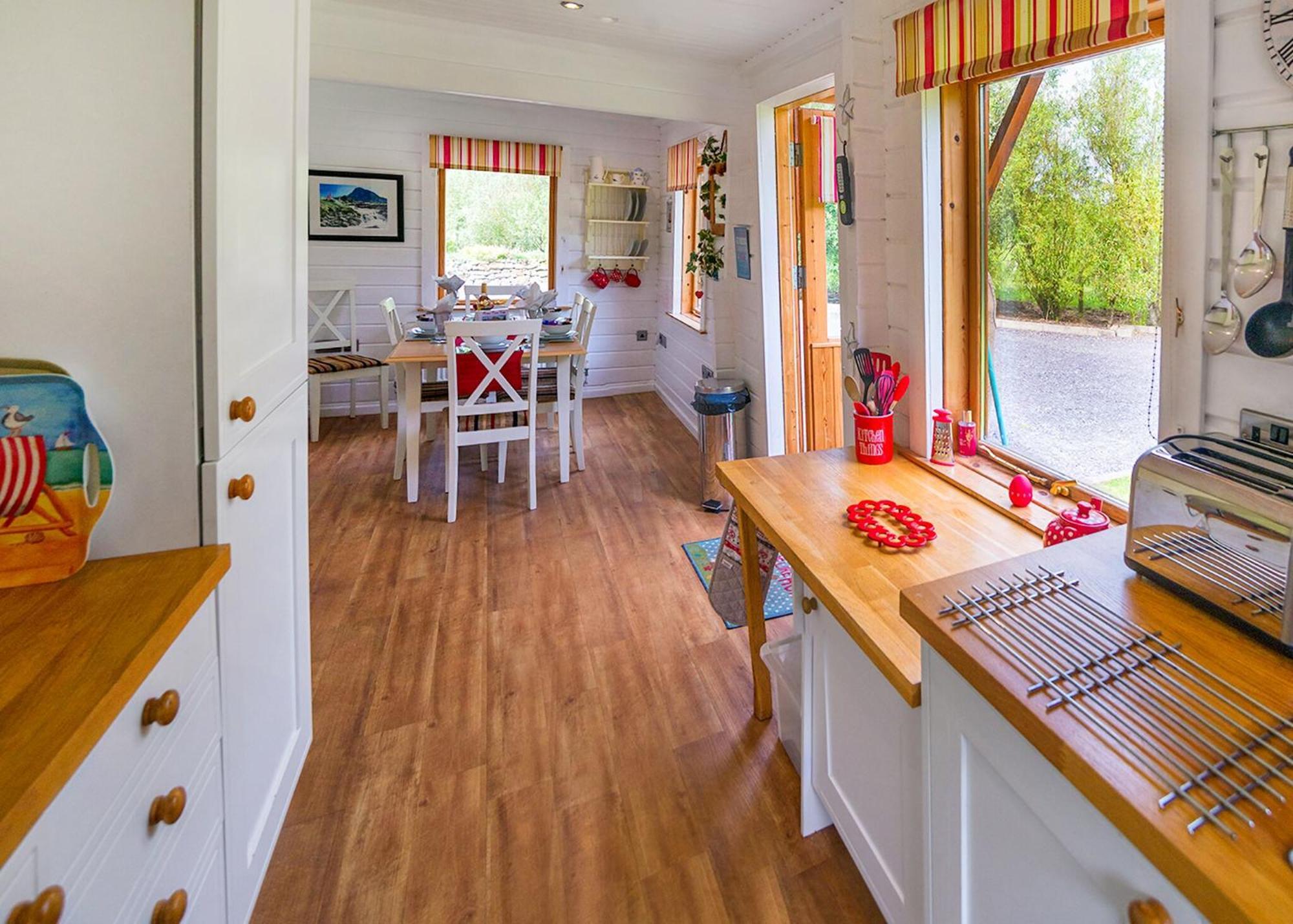 Anglesey Lakeside Lodges Menai Bridge Ruang foto