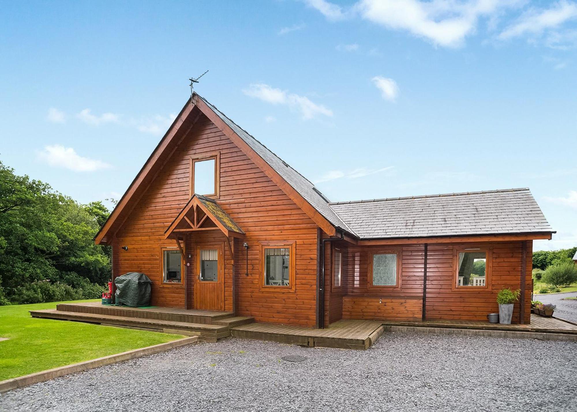 Anglesey Lakeside Lodges Menai Bridge Bagian luar foto